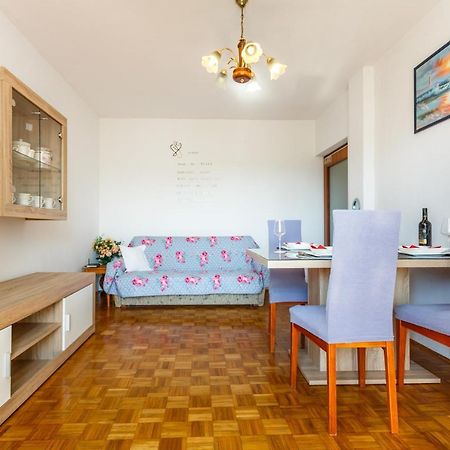 Apartment Dragica Крк Екстер'єр фото